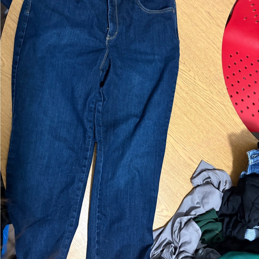 Gloria Vanderbilt Dark Blue Straight Leg Jeans